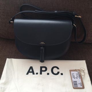 アーペーセー(A.P.C)のママ様専用(ショルダーバッグ)