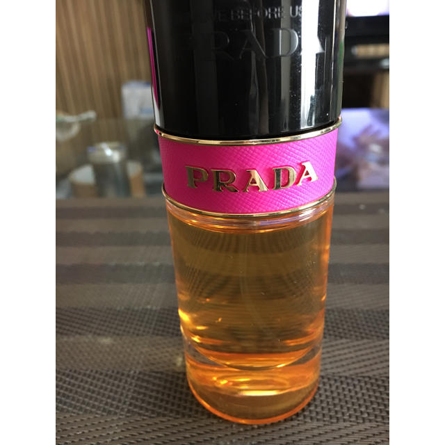 PRADA(プラダ)の【美品】プラダキャンディ香水 50ミリ コスメ/美容の香水(香水(女性用))の商品写真