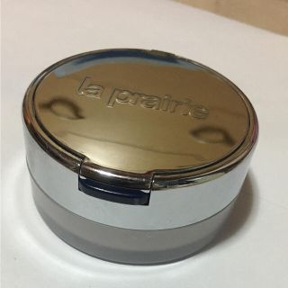 ラプレリー(La Prairie)のまみさま(フェイスパウダー)