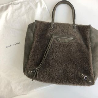 バレンシアガバッグ ムートンの通販 12点 | BALENCIAGA BAGを買うなら