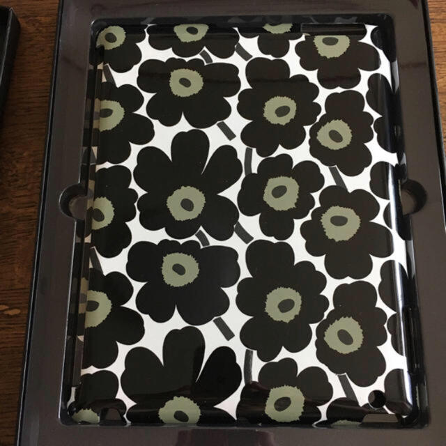 marimekko(マリメッコ)のマリメッコ iPadけーす  スマホ/家電/カメラのスマホアクセサリー(iPadケース)の商品写真