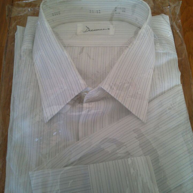 日本製の紳士 ワイシャツ M ～新品です！ メンズのトップス(シャツ)の商品写真