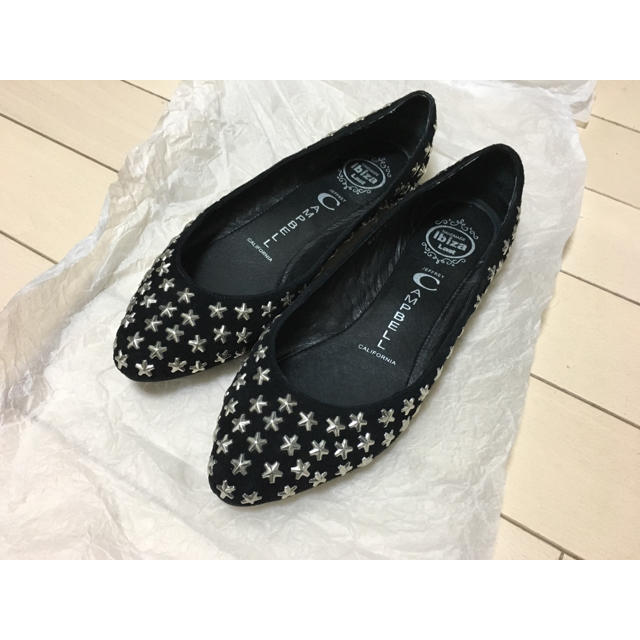 JEFFREY CAMPBELL(ジェフリーキャンベル)の美品!!JEFFREY CAMPBELLスタッズシューズ レディースの靴/シューズ(ローファー/革靴)の商品写真