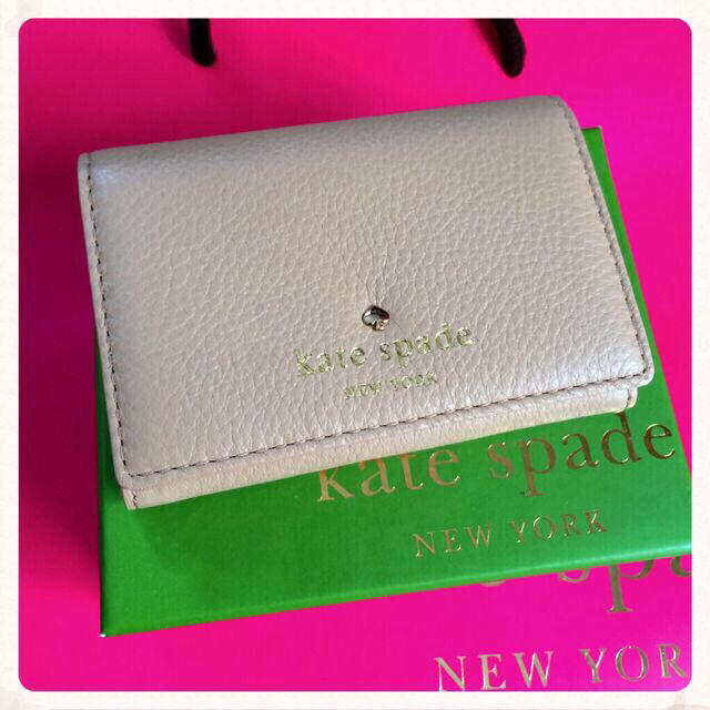 kate spade new york(ケイトスペードニューヨーク)の【キャンペーン価格】ミニ財布／名刺入れ レディースのファッション小物(名刺入れ/定期入れ)の商品写真