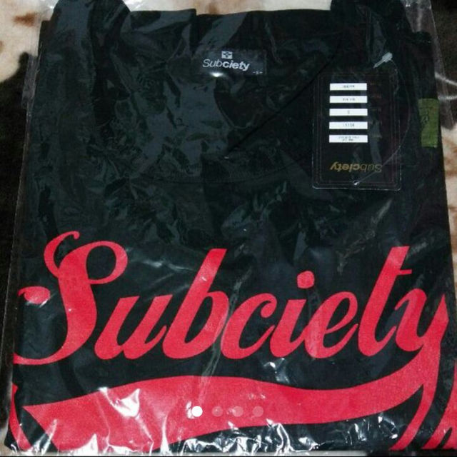 Subciety(サブサエティ)のsubciety タンクトップ 15th ブラック レッド メンズのトップス(タンクトップ)の商品写真