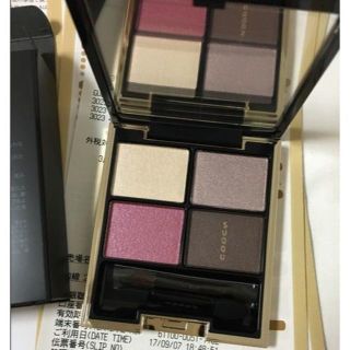 スック(SUQQU)の新品 SUQQU デザイニングカラーアイズ 06 宵紅  スック(アイシャドウ)