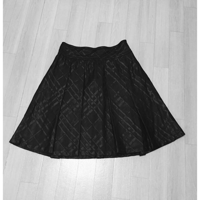 BURBERRY(バーバリー)のCc様♡専用   BLACK LABEL  タックフレアスカート レディースのスカート(ひざ丈スカート)の商品写真