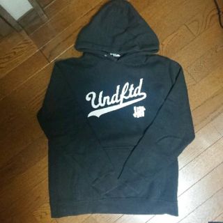 アンディフィーテッド(UNDEFEATED)のUNDEFEATED パーカー(パーカー)