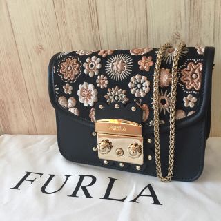 フルラ(Furla)の新作 フルラ メトロポリス 刺繍 和柄 ショルダーバッグ アラベスク(ショルダーバッグ)