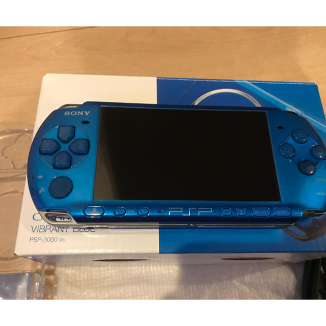 動作確認のみ  PSP3000 バイブランドブルー メモステ4GB ケース付き 1