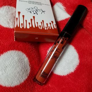 カイリーコスメティックス(Kylie Cosmetics)の大人気！カイリーマットリップキット★22(その他)