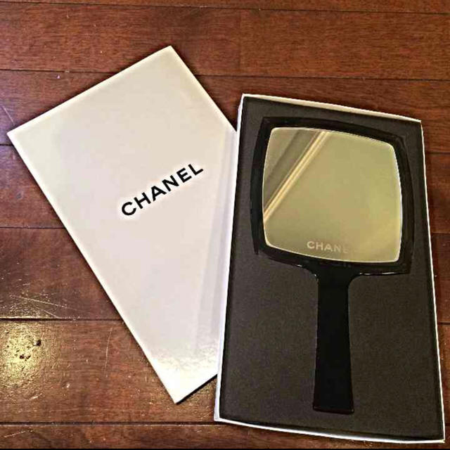 CHANEL(シャネル)の新品 シャネルミラー レディースのファッション小物(ミラー)の商品写真