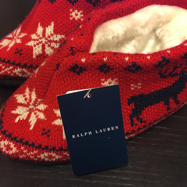 Ralph Lauren(ラルフローレン)のラルフローレン    ルームシューズ(赤・クリスマスデザイン)  プレゼントに！ レディースの靴/シューズ(その他)の商品写真