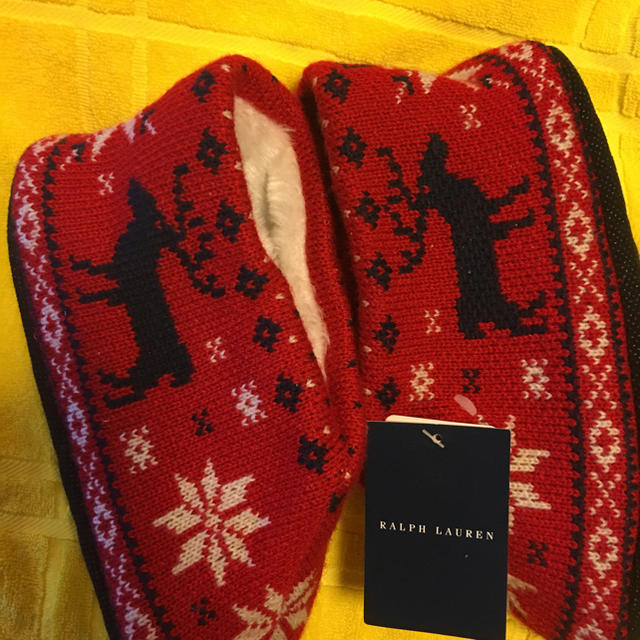 Ralph Lauren(ラルフローレン)のラルフローレン    ルームシューズ(赤・クリスマスデザイン)  プレゼントに！ レディースの靴/シューズ(その他)の商品写真