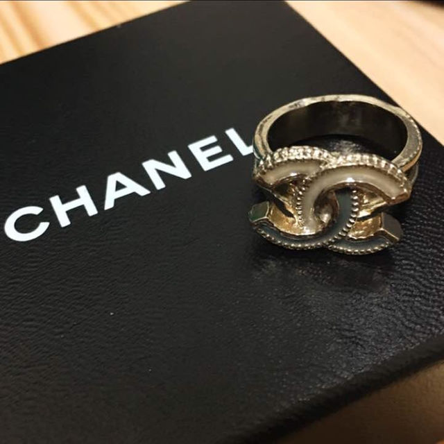 新作 CHANEL - リング レア vintage 正規品 指輪 CHANEL リング(指輪) - ijppr.com