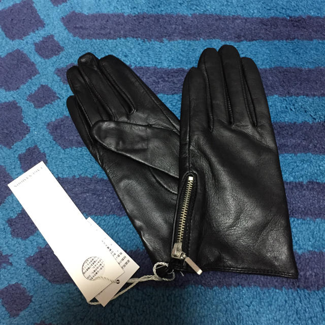 LagunaMoon(ラグナムーン)の新品♡本革手袋 ブラック レディースのファッション小物(手袋)の商品写真