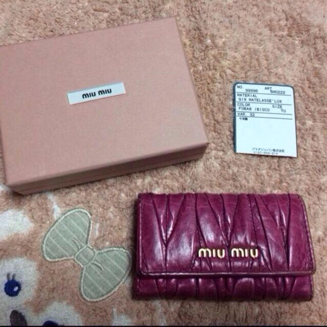 miumiu(ミュウミュウ)のmiumiu♡キーケース レディースのファッション小物(キーホルダー)の商品写真