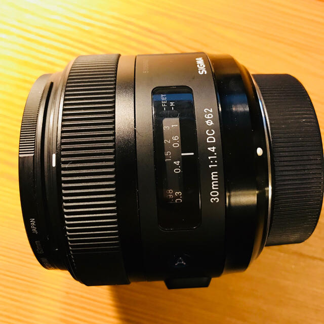 SIGMA(シグマ)の<美品>SIGMA Art 30mm F1.4 DC HSM ニコン用 スマホ/家電/カメラのカメラ(レンズ(単焦点))の商品写真