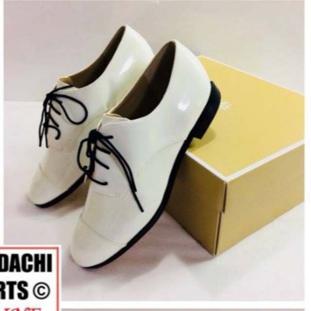 Michael Kors(マイケルコース)のMICHAEL KORS Pierce Lace Up フラット シューズ 靴 レディースの靴/シューズ(その他)の商品写真