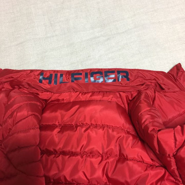 TOMMY HILFIGER(トミーヒルフィガー)の【美品】トミーフィルフィガー ジャンバージャケット100 サイズ4 キッズ/ベビー/マタニティのキッズ服男の子用(90cm~)(ジャケット/上着)の商品写真