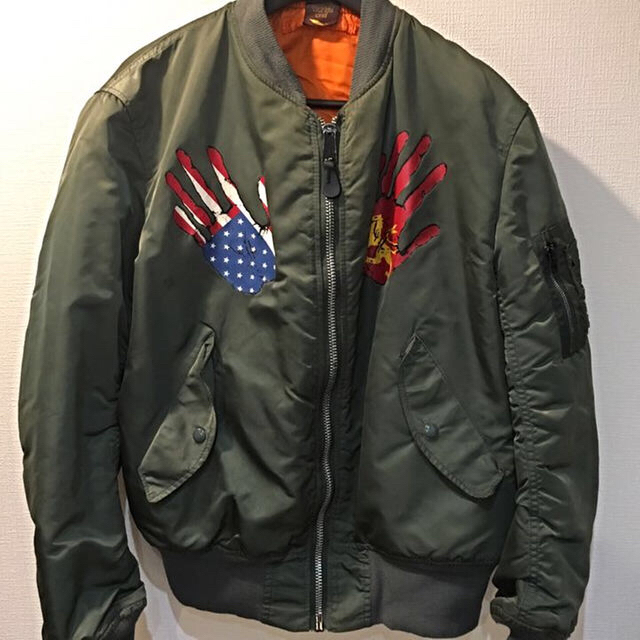 Vivienne Westwood(ヴィヴィアンウエストウッド)の緊急値下げ Worlds End (ワールズエンド) MA-1 medium  メンズのジャケット/アウター(ミリタリージャケット)の商品写真