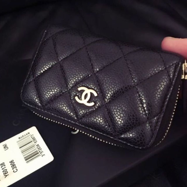 CHANEL(シャネル)の最安値 CHANEL キルティングラムレザー コインケース 財布 小銭入れ レディースのファッション小物(財布)の商品写真