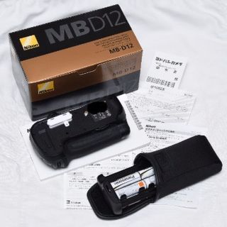 ニコン(Nikon)の美品メーカー保証あり Nikon MB-D12 (D810・D800系用BG)(その他)