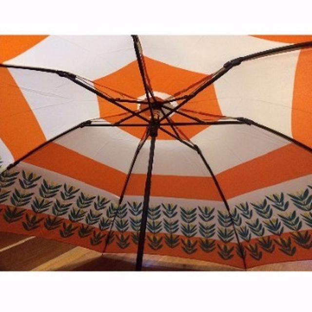 Jocomomola(ホコモモラ)の【未使用新品】Jocomomola de Sybillaオレンジの折りたたみ傘♪ レディースのファッション小物(傘)の商品写真