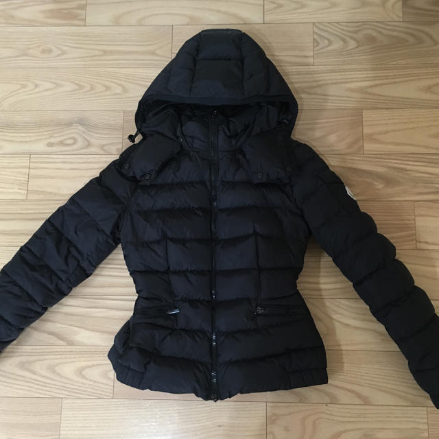 MONCLER(モンクレール)のモンクレール  SABY ダウンコート レディースのジャケット/アウター(ダウンコート)の商品写真