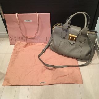 ミュウミュウ(miumiu)の横浜そごう購入 miumiu 2wayバッグ ショルダーバッグ ハンドバッグ(ショルダーバッグ)