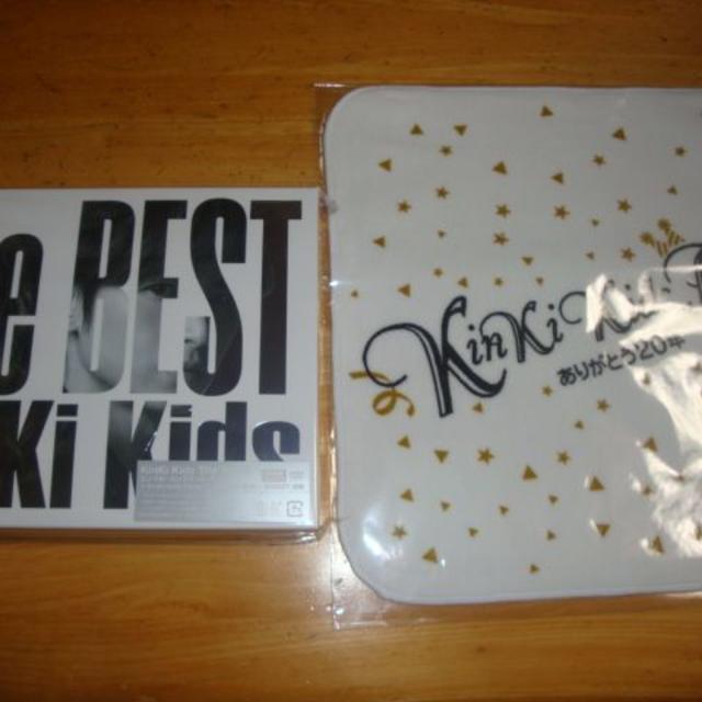 KinKi Kids - 新品　送料込　KinKi Kids　The BEST(初回盤DVD付)特典付