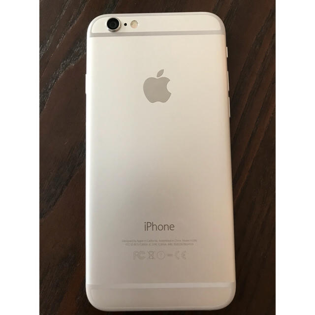 iPhone(アイフォーン)のiPhone6 16GB シルバー SoftBank スマホ/家電/カメラのスマートフォン/携帯電話(スマートフォン本体)の商品写真