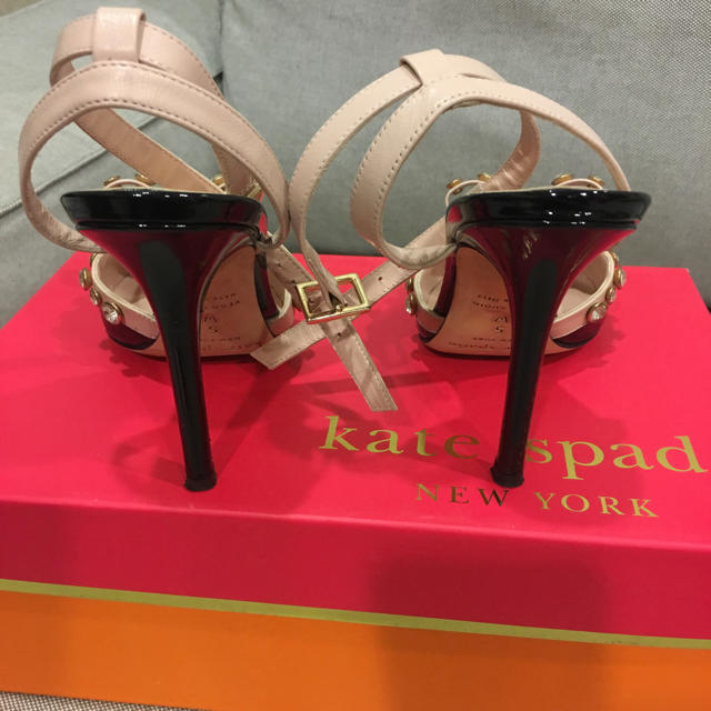 kate spade new york(ケイトスペードニューヨーク)のケイトスペード リボンパンプス レディースの靴/シューズ(ハイヒール/パンプス)の商品写真