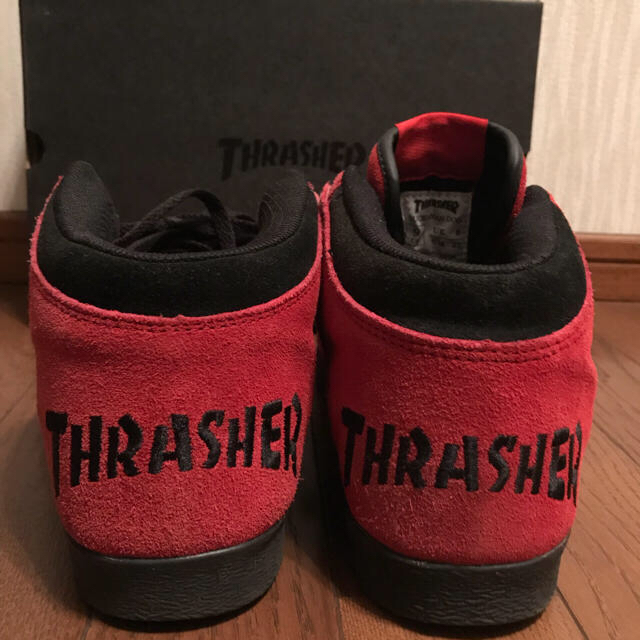 THRASHER(スラッシャー)の【美品】Thrasher Buchanan Dog ブキャナンドック/ Red メンズの靴/シューズ(スニーカー)の商品写真