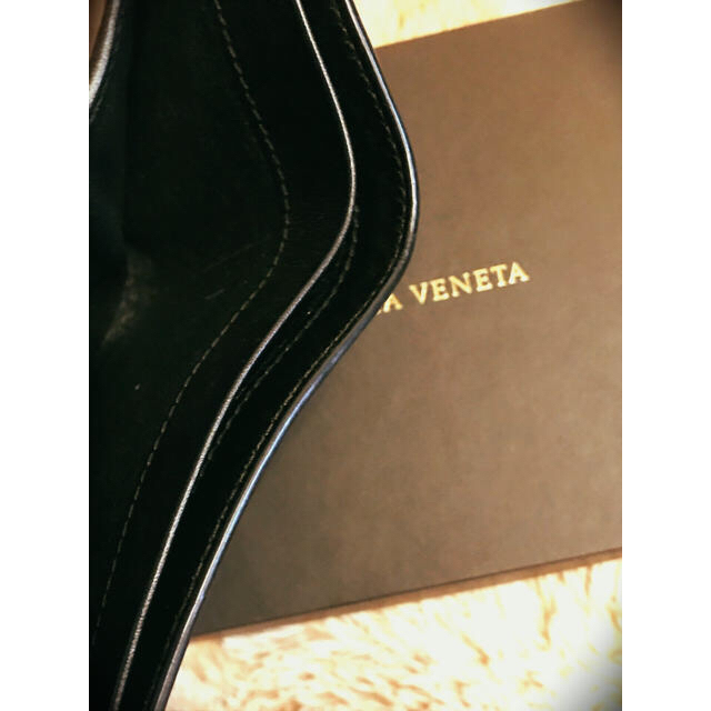 Bottega Veneta(ボッテガヴェネタ)の【週末値下】ボッテガヴェネタ 二つ折り財布 メンズ財布 メンズのファッション小物(折り財布)の商品写真