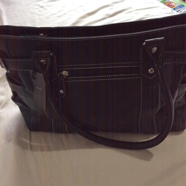 OFUON(オフオン)の週末限定値下げ【新品未使用】OFUONオフオンのブラックトートバッグです。 レディースのバッグ(トートバッグ)の商品写真