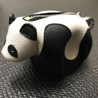LOEWE - 【新品未使用】LOEWE ロエベ パンダチャームの通販 by mm