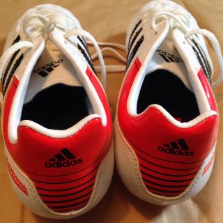 アディダス(adidas)のサッカー  22.5  子供用  新品  サッカーシューズ  サッカースパイク(シューズ)