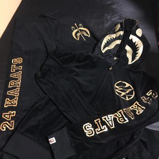 アベイシングエイプ(A BATHING APE)の24karats ape コラボジャージ セットアップ WGM シャーク(ミュージシャン)