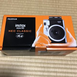 フジフイルム(富士フイルム)のinstax mini 90 neo classic 新品未使用(フィルムカメラ)