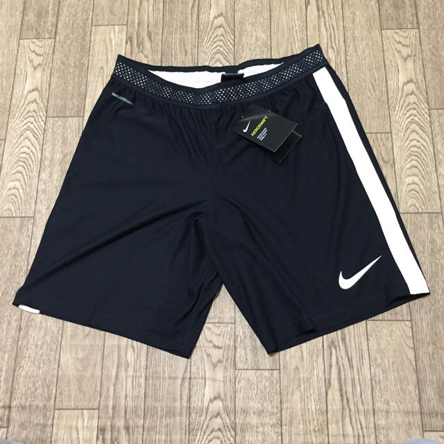 Nike 新品未使用 ナイキ サッカー フットサル ハーフパンツの通販 By チャモ S Shop ナイキならラクマ