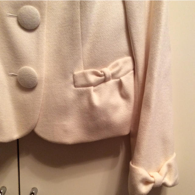 WILLSELECTION(ウィルセレクション)のウィルセレクション   白ショート丈コート  ジャケット レディースのジャケット/アウター(その他)の商品写真