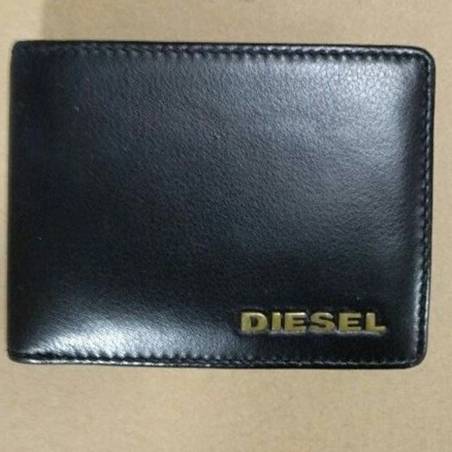 DIESEL(ディーゼル)のdiesel 財布 メンズのファッション小物(折り財布)の商品写真