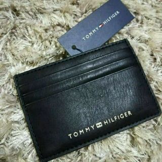 トミーヒルフィガー(TOMMY HILFIGER)のn-takumi様専用★トミーヒルフィガー カードケース レザー ブラック 黒(名刺入れ/定期入れ)