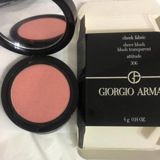 アルマーニ(Armani)のアルマーニ チークファブリック 306 4g 5回使用 箱付き(チーク)