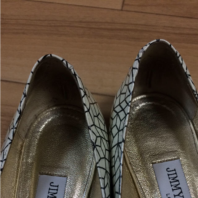 JIMMY CHOO(ジミーチュウ)のかーこ様専用  JIMMY  CHOO  パンプス レディースの靴/シューズ(ハイヒール/パンプス)の商品写真