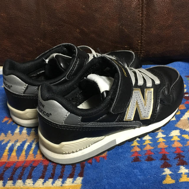 New Balance(ニューバランス)のニューバランス 996 レザー 17cm キッズ/ベビー/マタニティのキッズ靴/シューズ(15cm~)(スニーカー)の商品写真