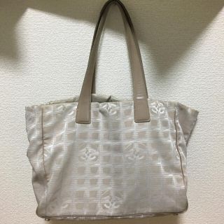 シャネル(CHANEL)のCHANEL ニュートラベルライントート 白(トートバッグ)