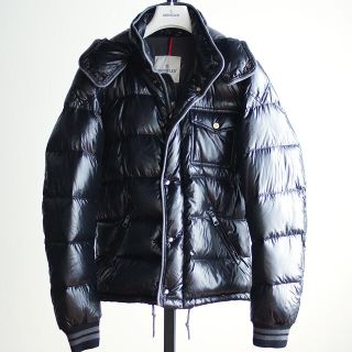 モンクレール(MONCLER)の⭕️ゆき様【美品】希少 国内正規品 モンクレール ダウン メンズ(ダウンジャケット)