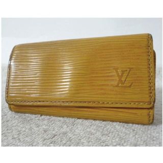 ルイヴィトン(LOUIS VUITTON)のLOUIS VUITTON　ルイ・ヴィトン　エピ　黄色　レザー　４連　キーケース(キーケース)
